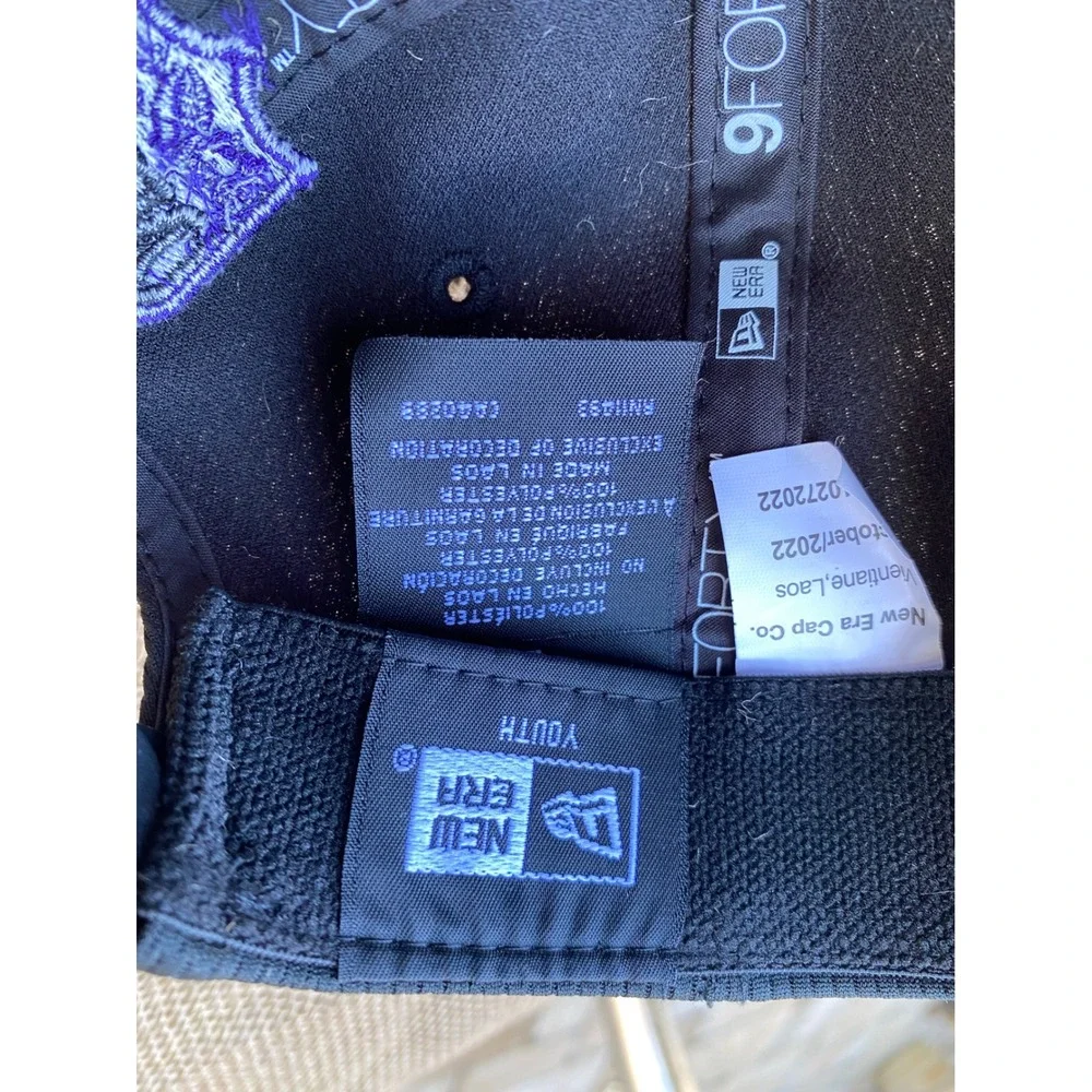 New Era 9FORTY Baltimore Ravens Youth Stretch-Snap Hat NFL On-Field Black Grey